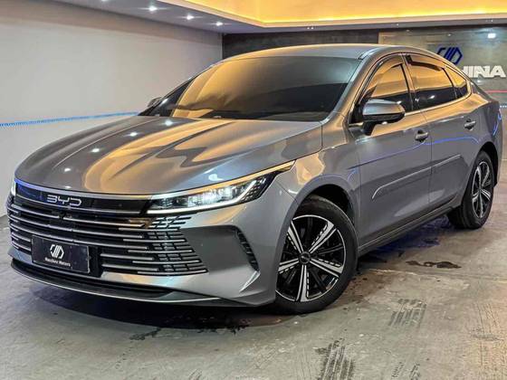 BYD KING 1.5 DM-I PHEV GL AUTOMÁTICO BYD KING 1.5 DM-I PHEV GL AUTOMÁTICO